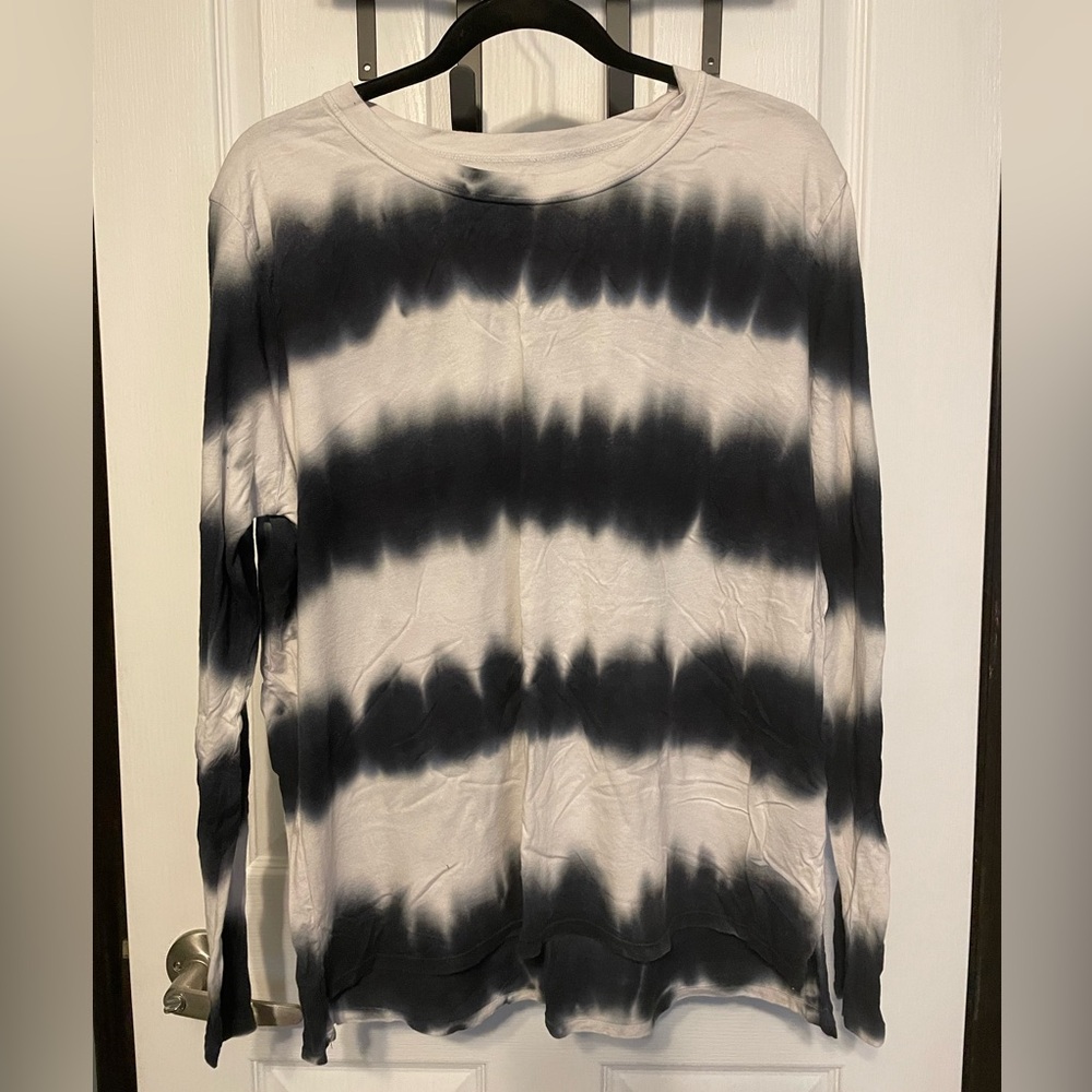 Good Hyouman long sleeve shirt.